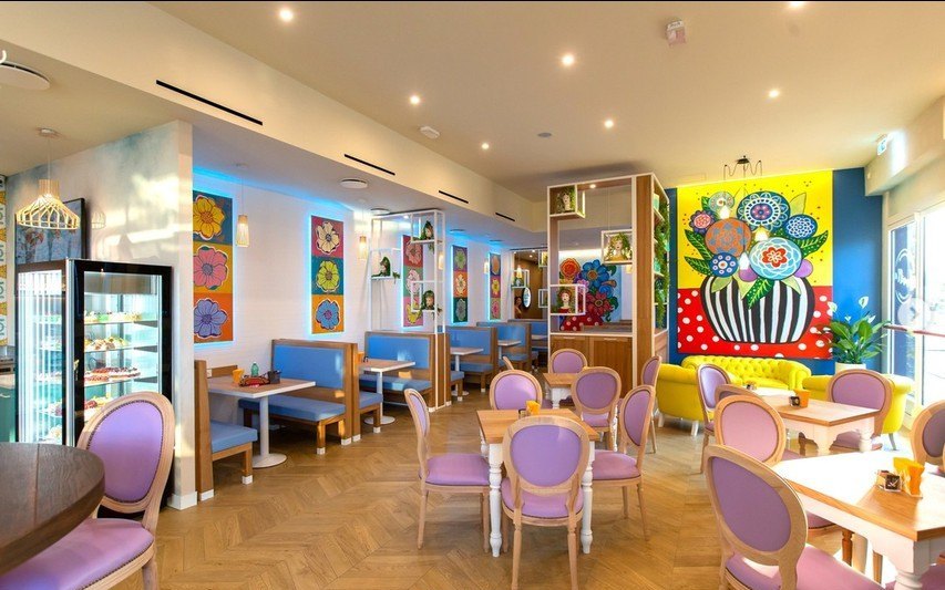 La sala di Vanilla: colorata, raffinata e gioiosa